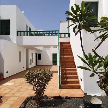 Montana De Uga Apartment Exterior photo